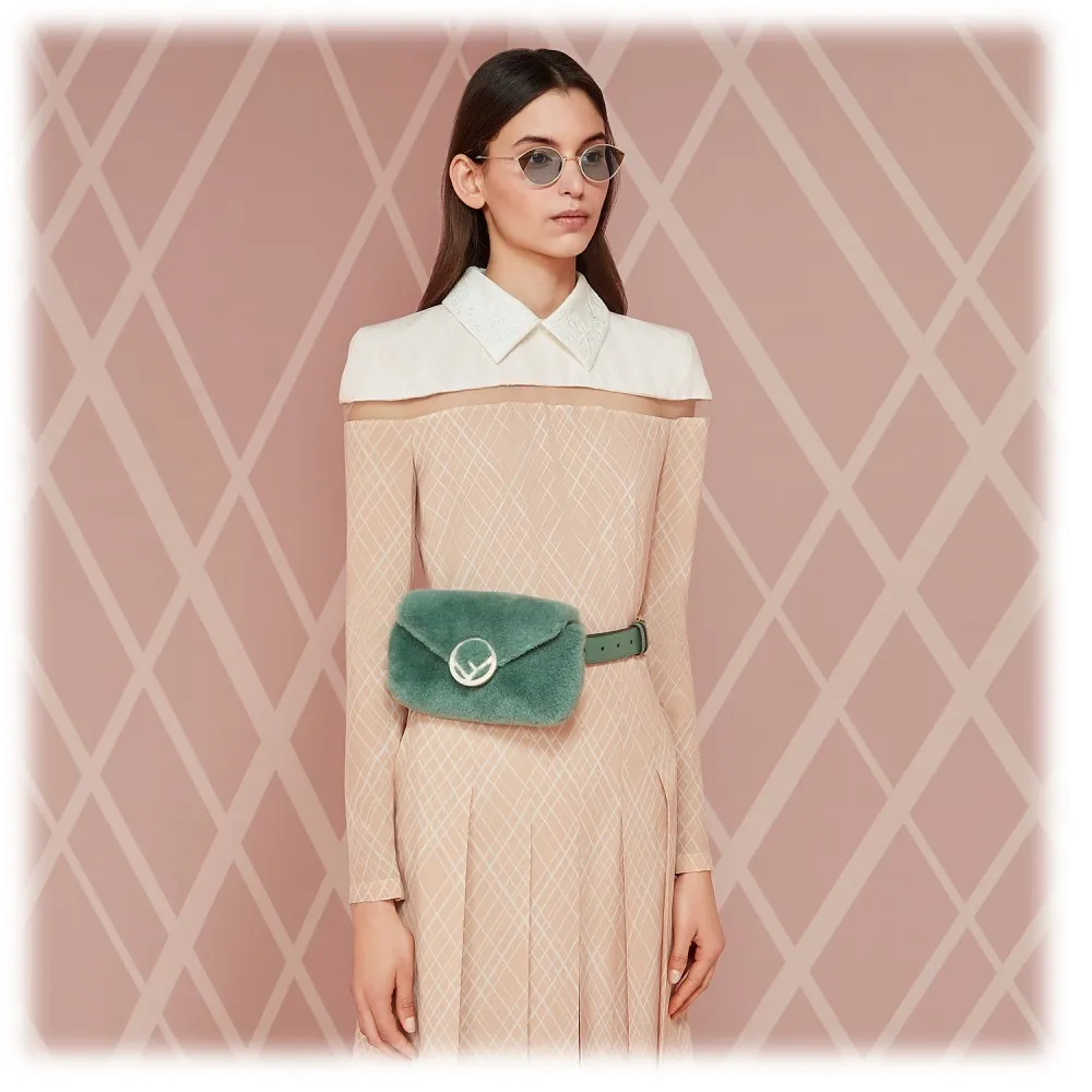 Fendi - Cut-Eye - Occhiali da Sole Cat-Eye Color Oro - Occhiali da Sole - Fendi Eyewear